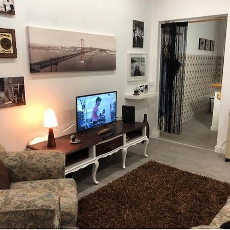 הוילה אודיבלאס Grandma'S House In Lisbon מראה חיצוני תמונה